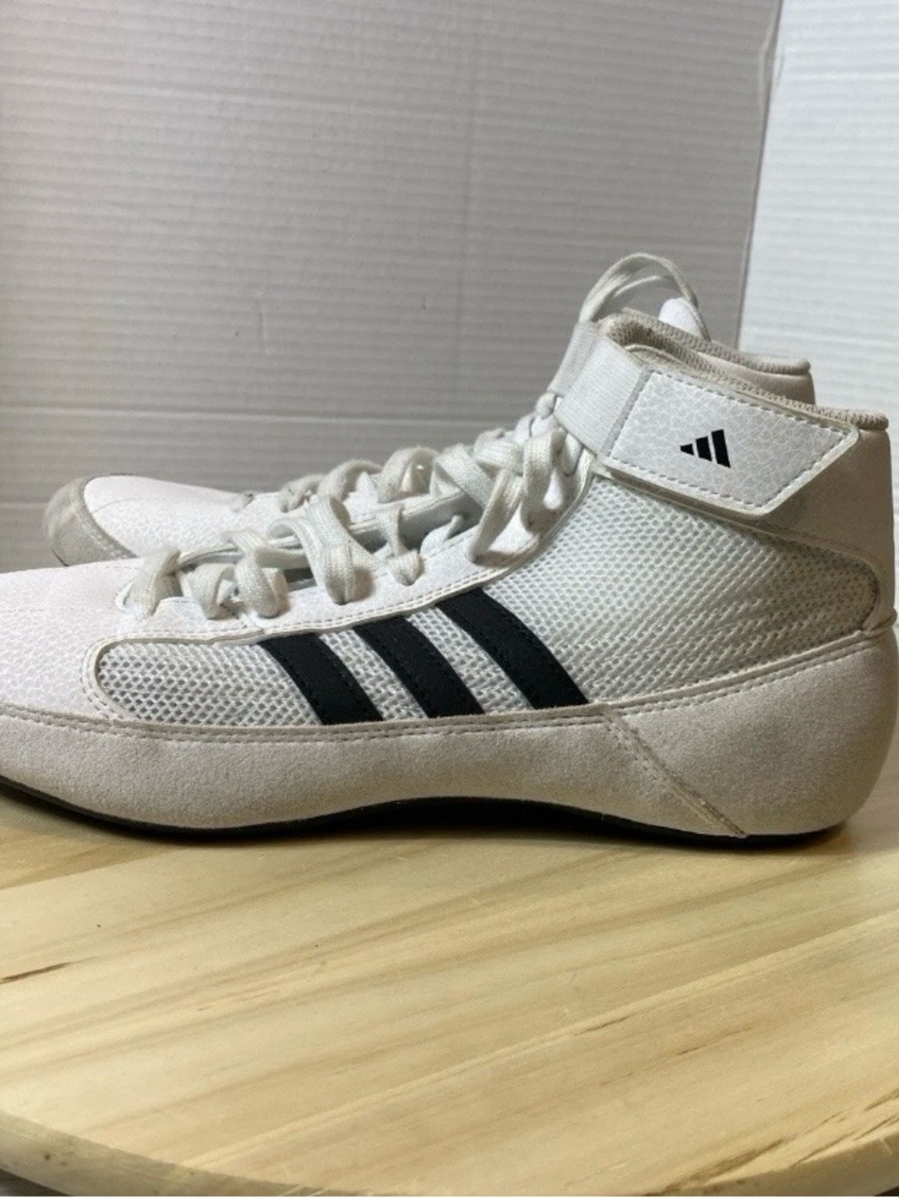 adidas Hvc Cloud White / Core Black JP6120 Men's Wrestling Shoes US 8.5 - Picture 2 of 10